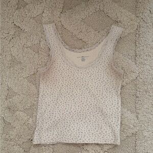 Brandy Melville Lace Trim Floral Tank Top in Off-White and Blue